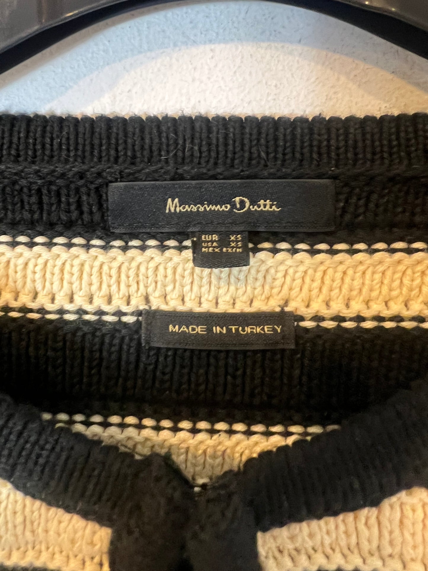 MASSIMO DUTTI. Cárdigan rayas botones dorados. T XS