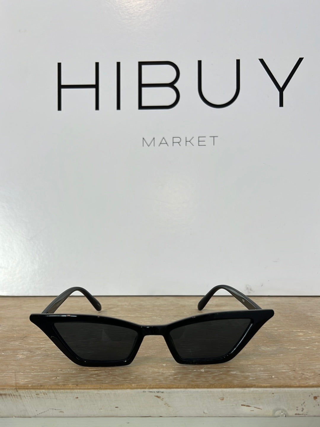 OTRAS. Gafas de sol negras ojo de gato