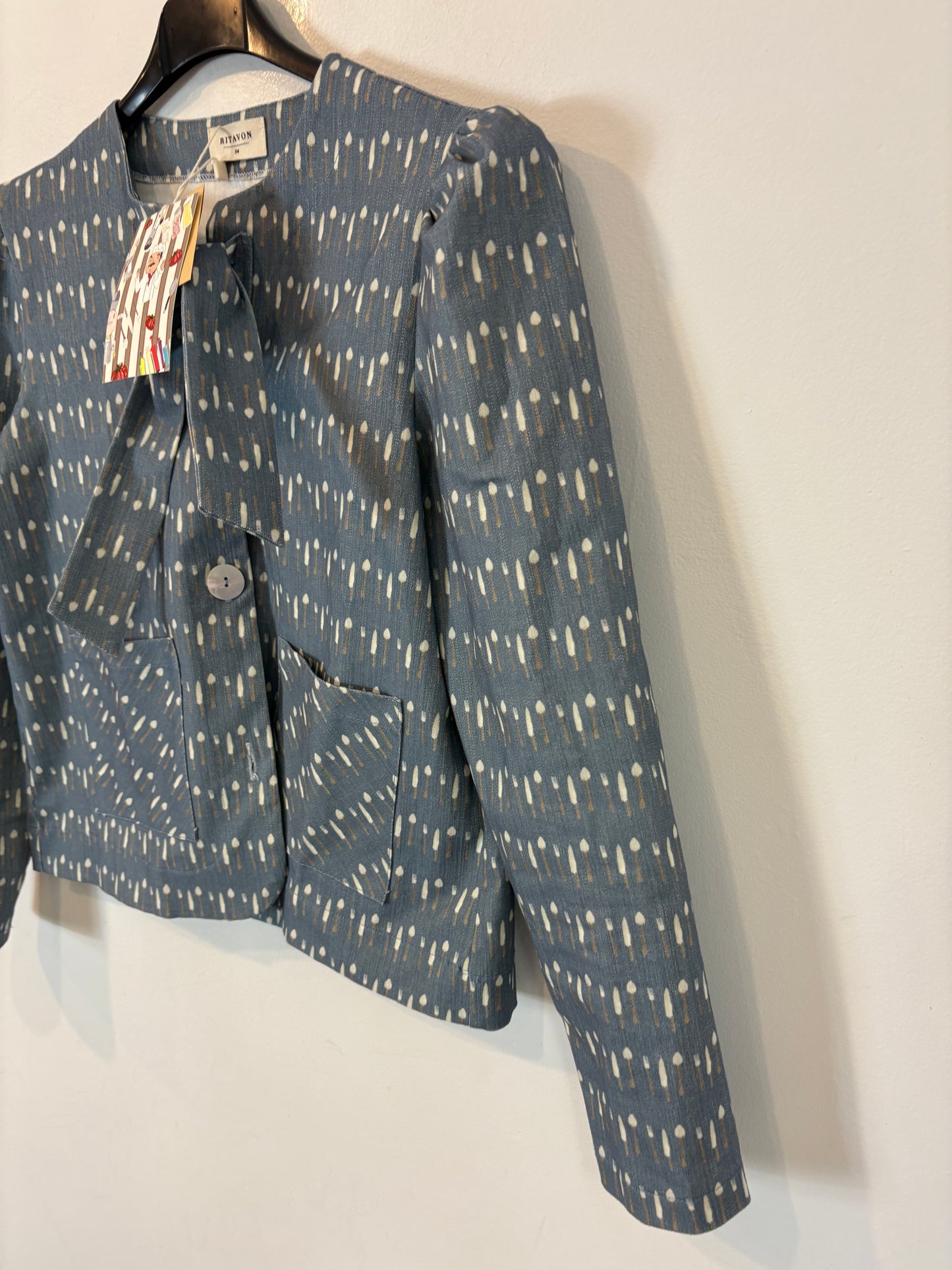 RITAVON. Chaqueta denim estampada T.34