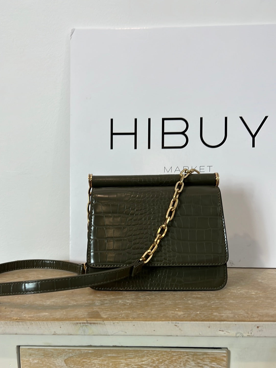 SFERA. Bolso verde efecto piel