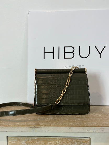 SFERA. Bolso verde efecto piel