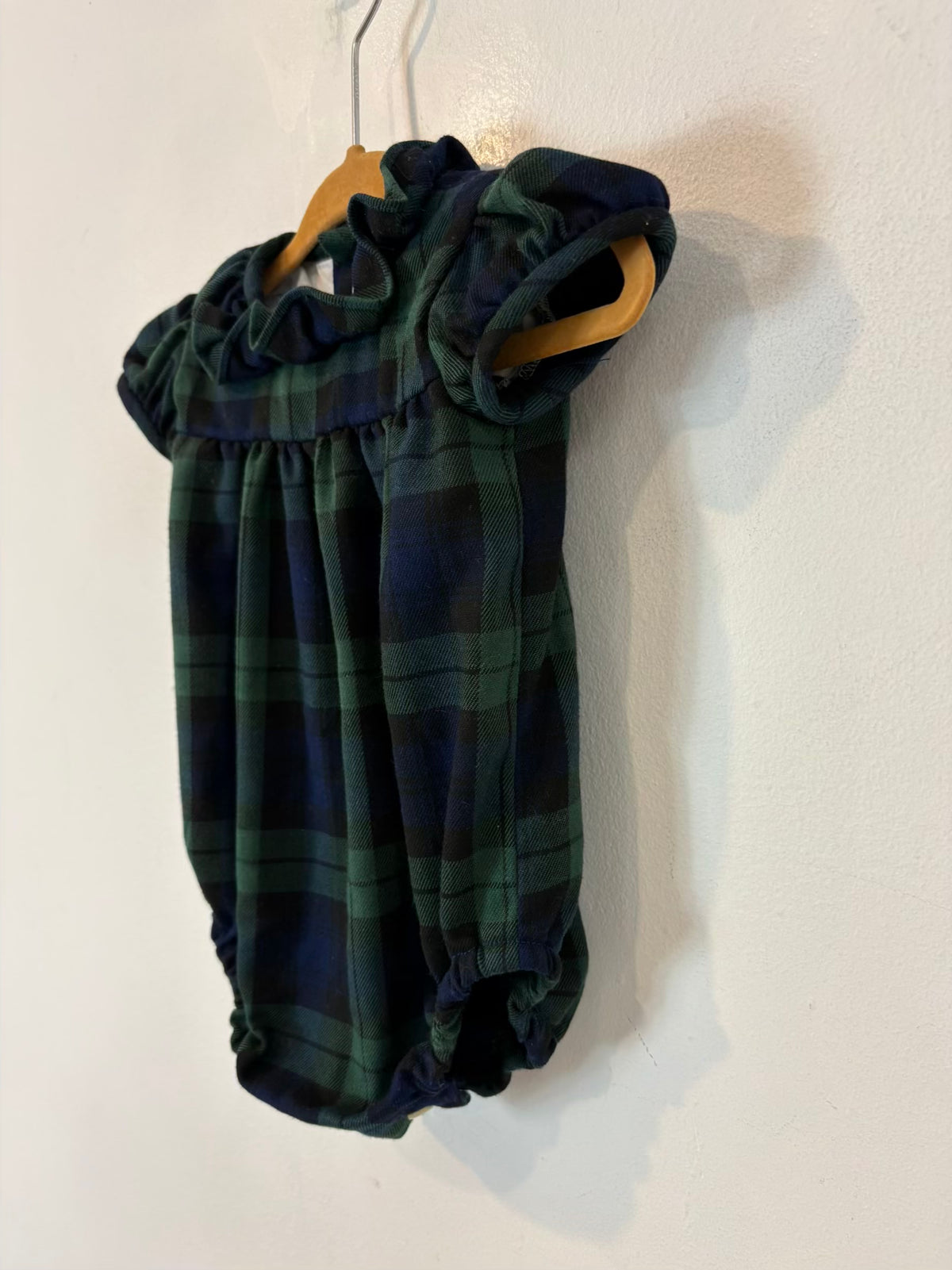 LA CASITA DE MITOS ROCA . Ranita cuadros azules y verdes. T 6 meses