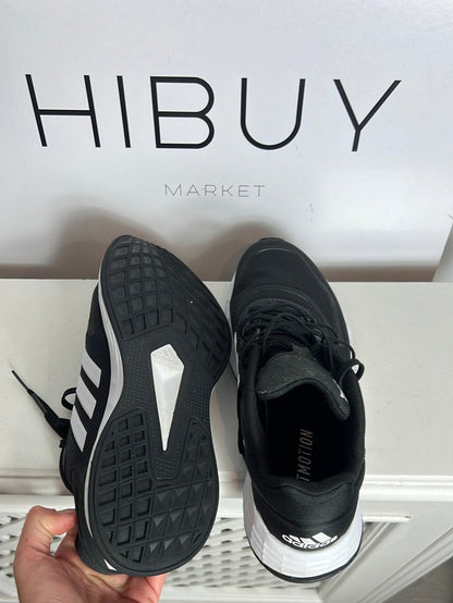 ADIDAS. Zapatilla negra textura. T 38 1/2