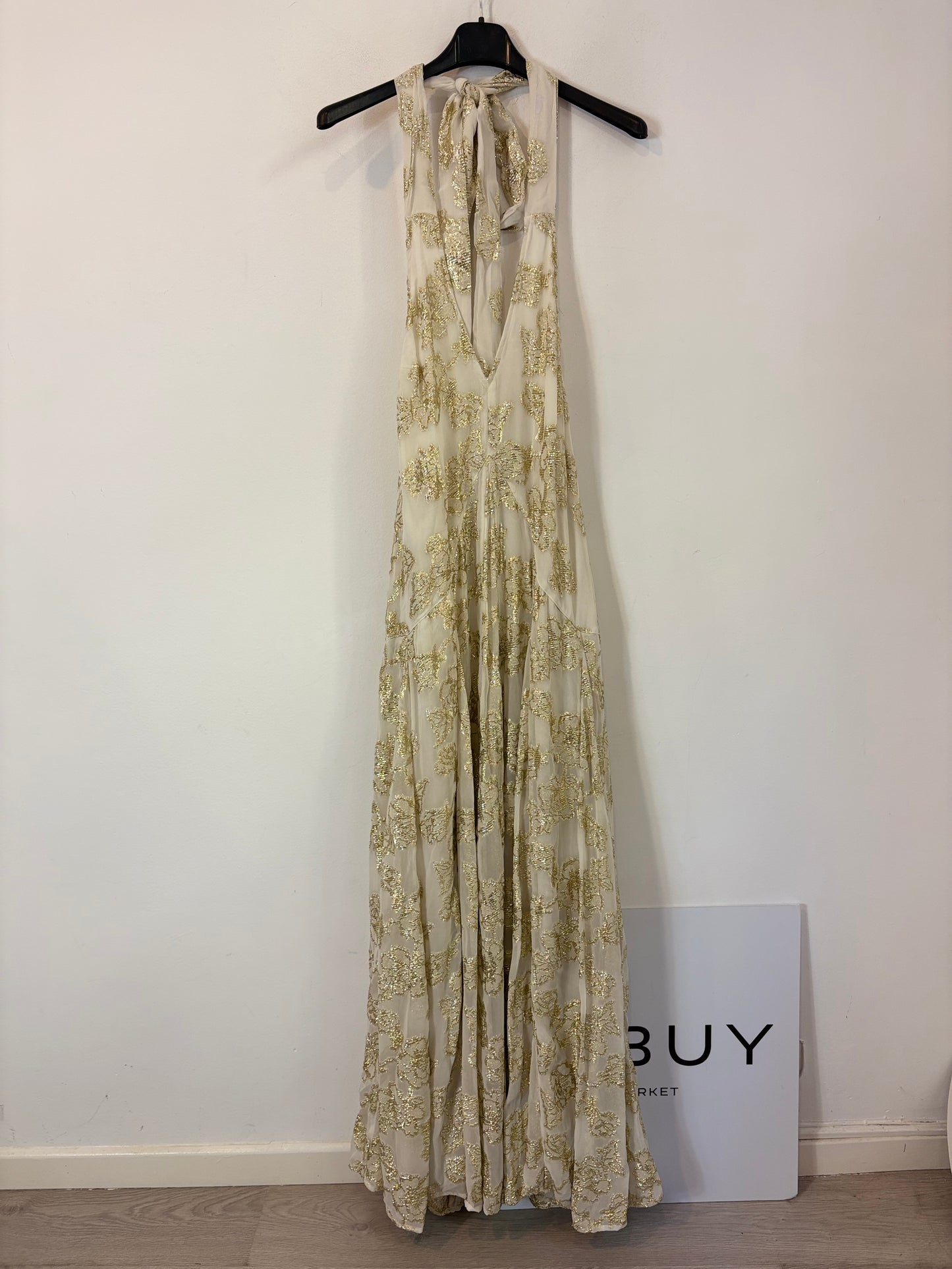 FREE PEOPLE. Vestido largo vaporoso hilos dorados