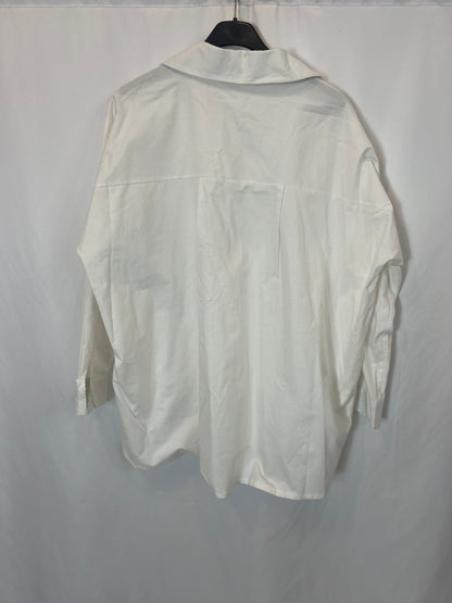 CARLOTA&CO. Camisa blanca algodón. TU (L)