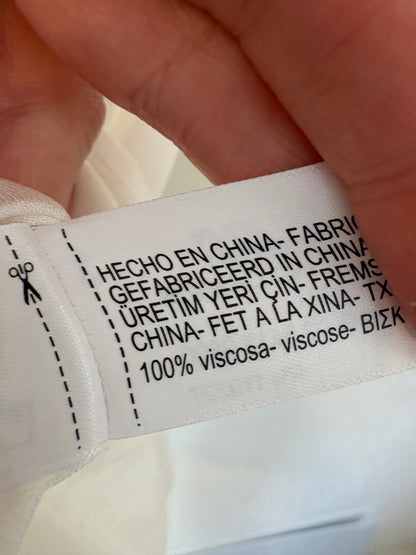 MASSIMO DUTTI. Blusa fluida volante