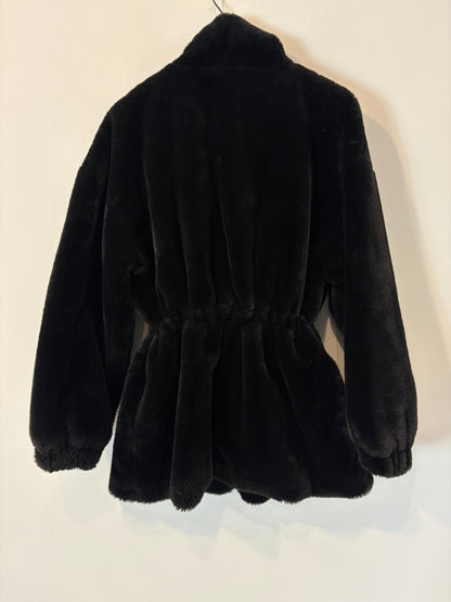 ZARA. Abrigo negro pelo