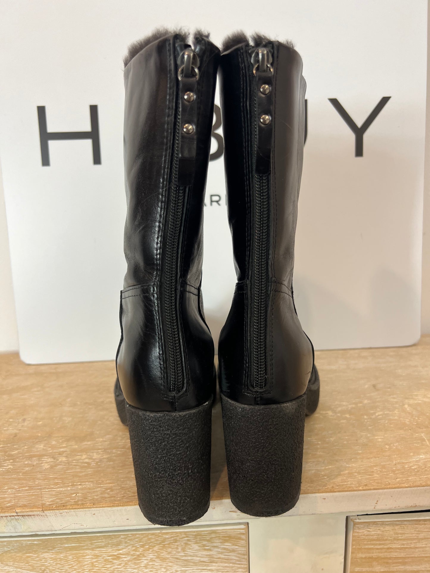 HOMERS. Botines piel pelo interior. T 38. 5