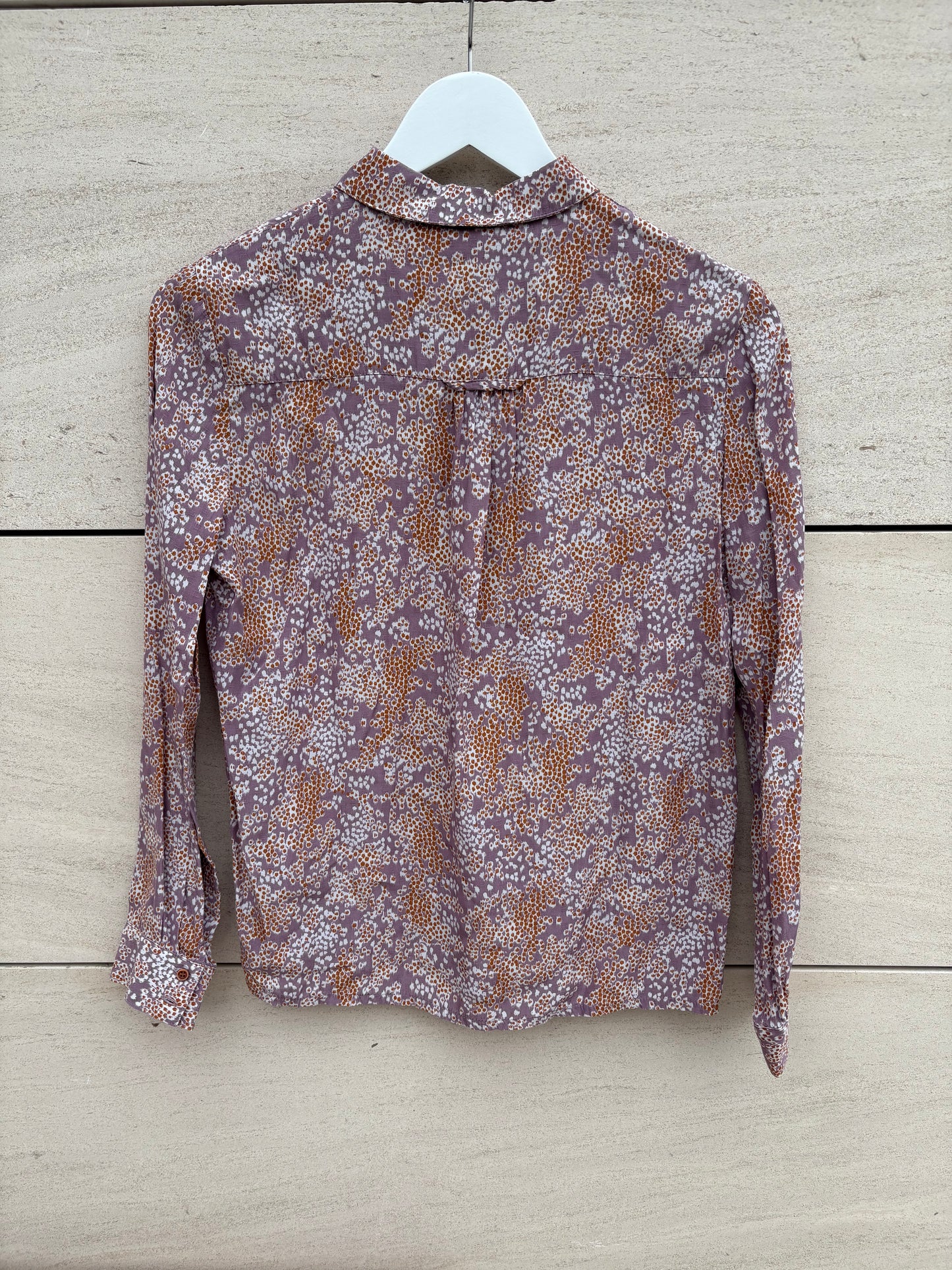 SESSÚN. Blusa malva estampada