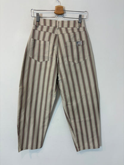 SEASONS BY MACABLA. Pantalón denim rayas