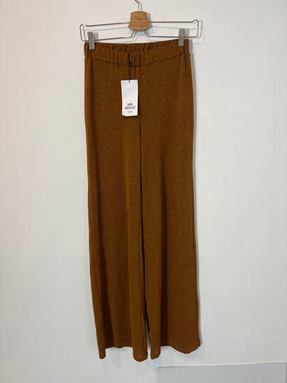 ZARA. Pantalón camel fluido jaspeado. T S