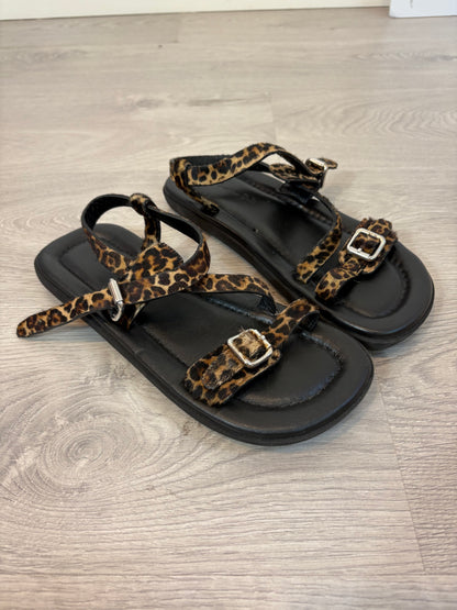 MASSIMO DUTTI. Sandalia piel tira cruzada . T 39