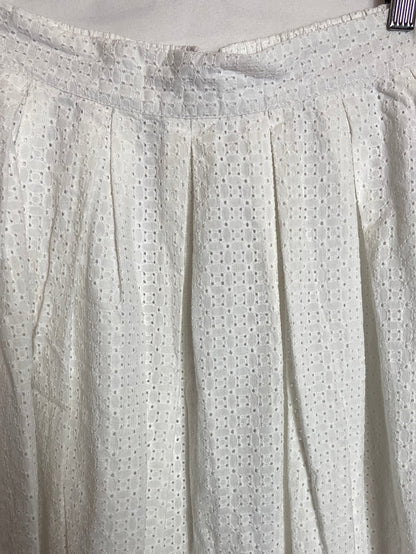 ZARA. White die-cut skirt, size XS