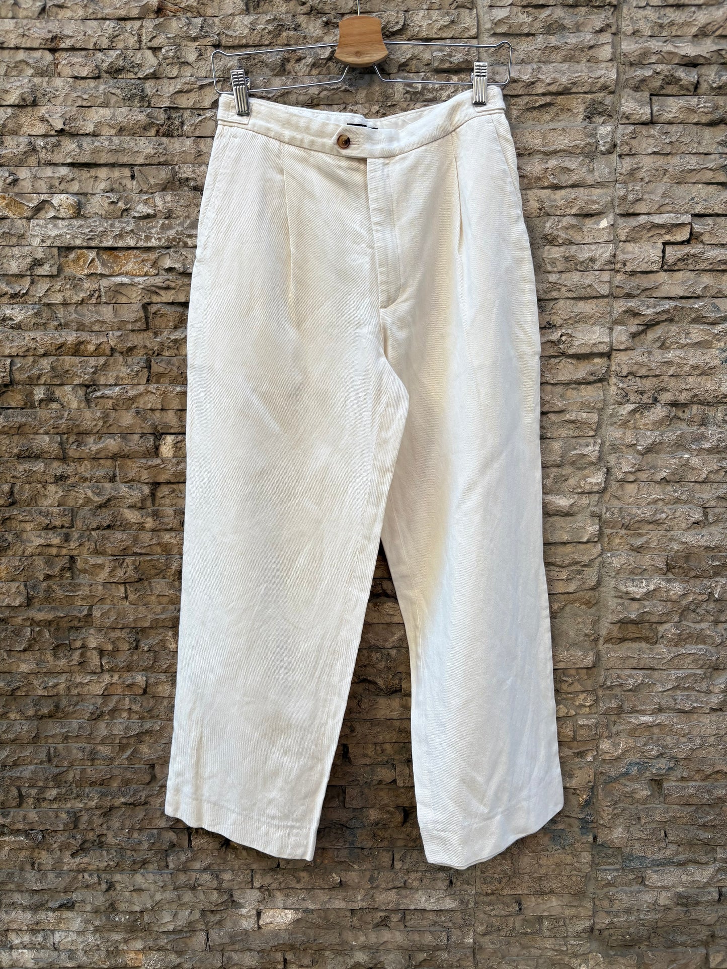 SOEUR. Pantalón pinzas color crudo