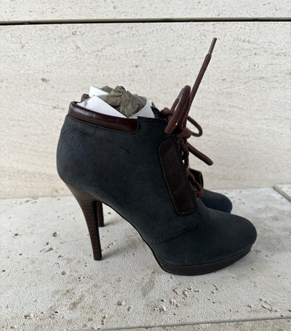 UTERQÜE. Botines piel cordones. T 37