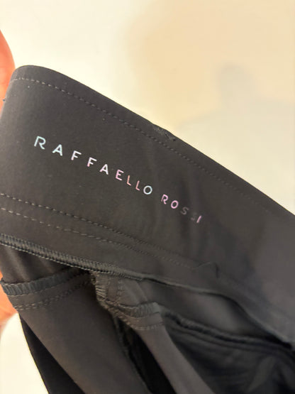 RAFFAELLO ROSSI. Pantalón negro textura