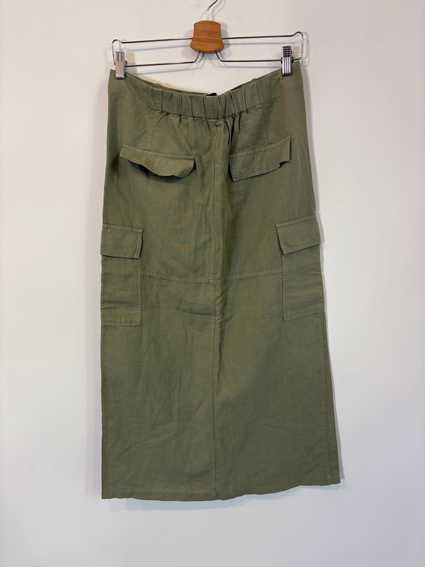 ZARA. Falda midi verde mezcla. T M