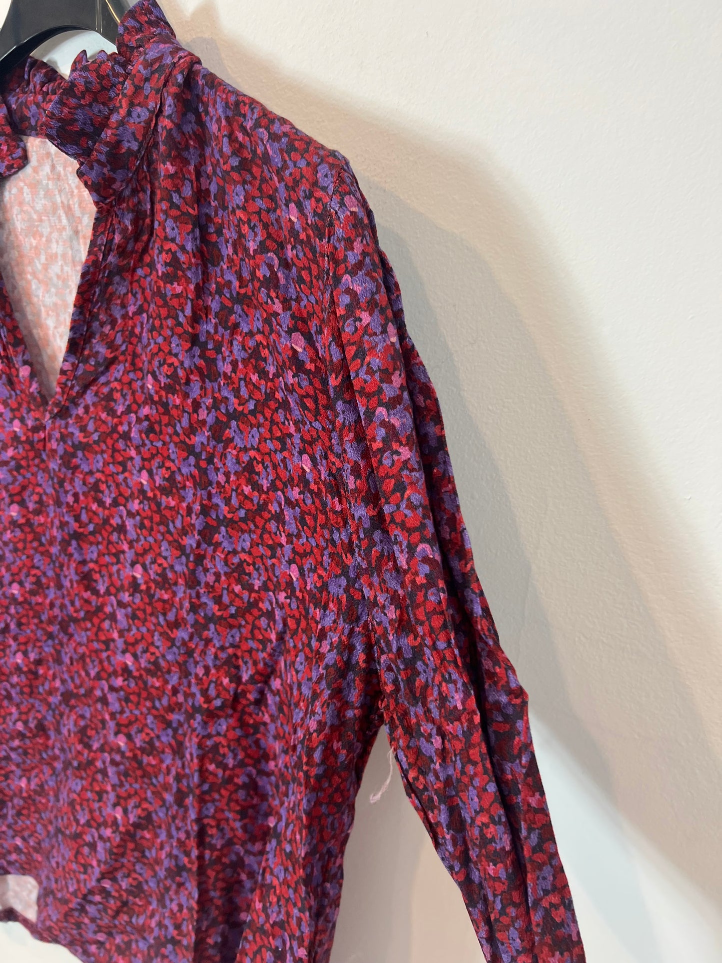 BASYCO JEREZ. Flowy printed blouse TU(S)