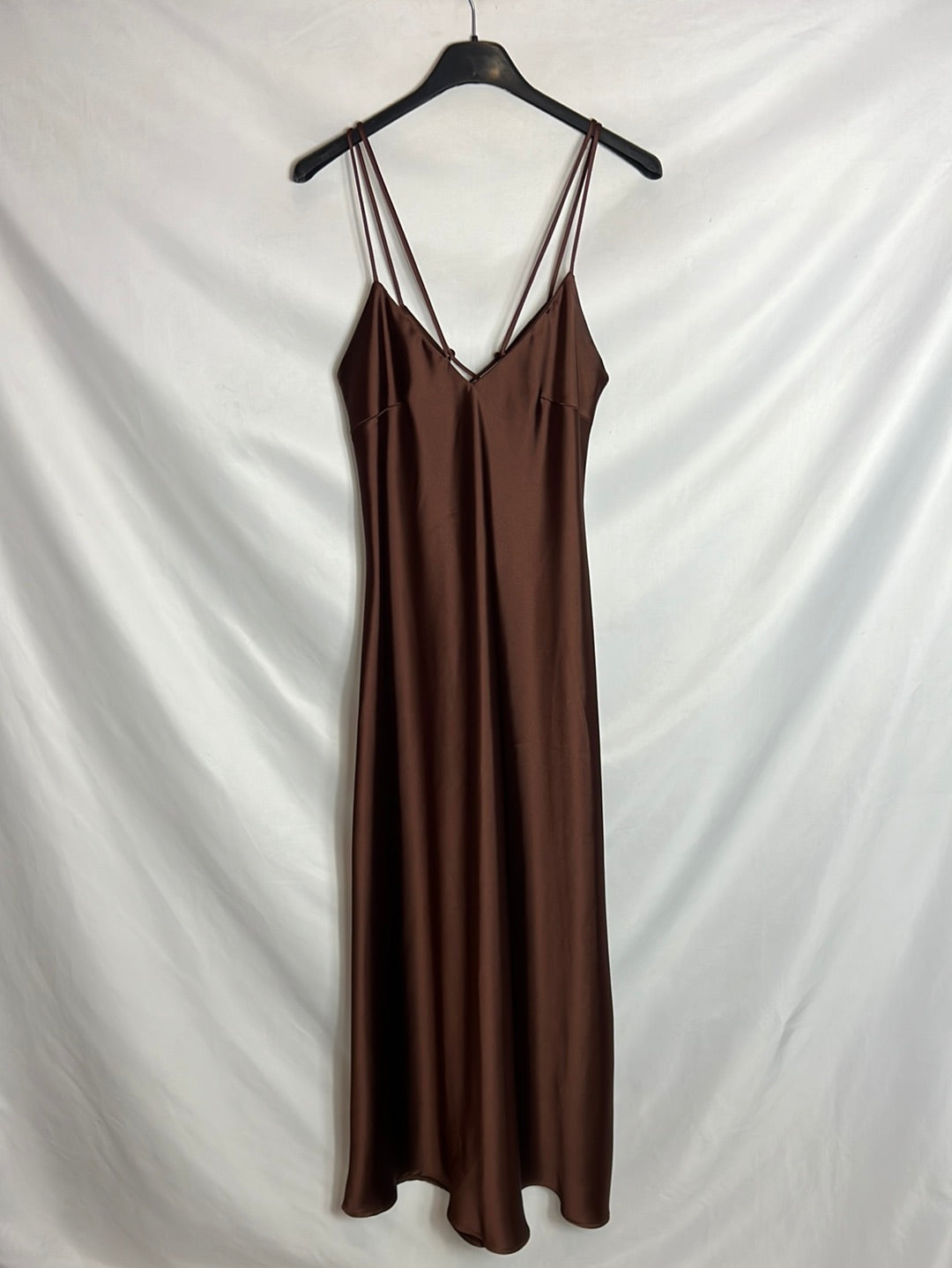 ZARA. Vestido lencero marrón T.s
