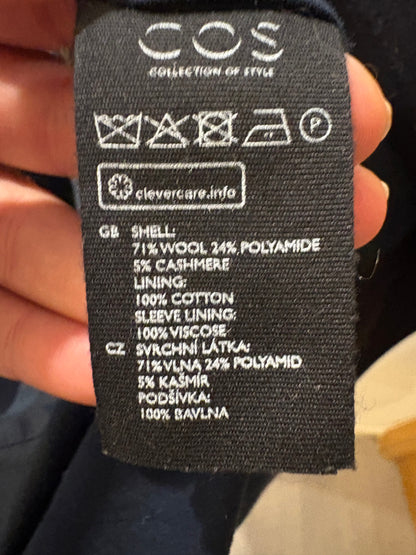 COS. Blue cloth coat S.38