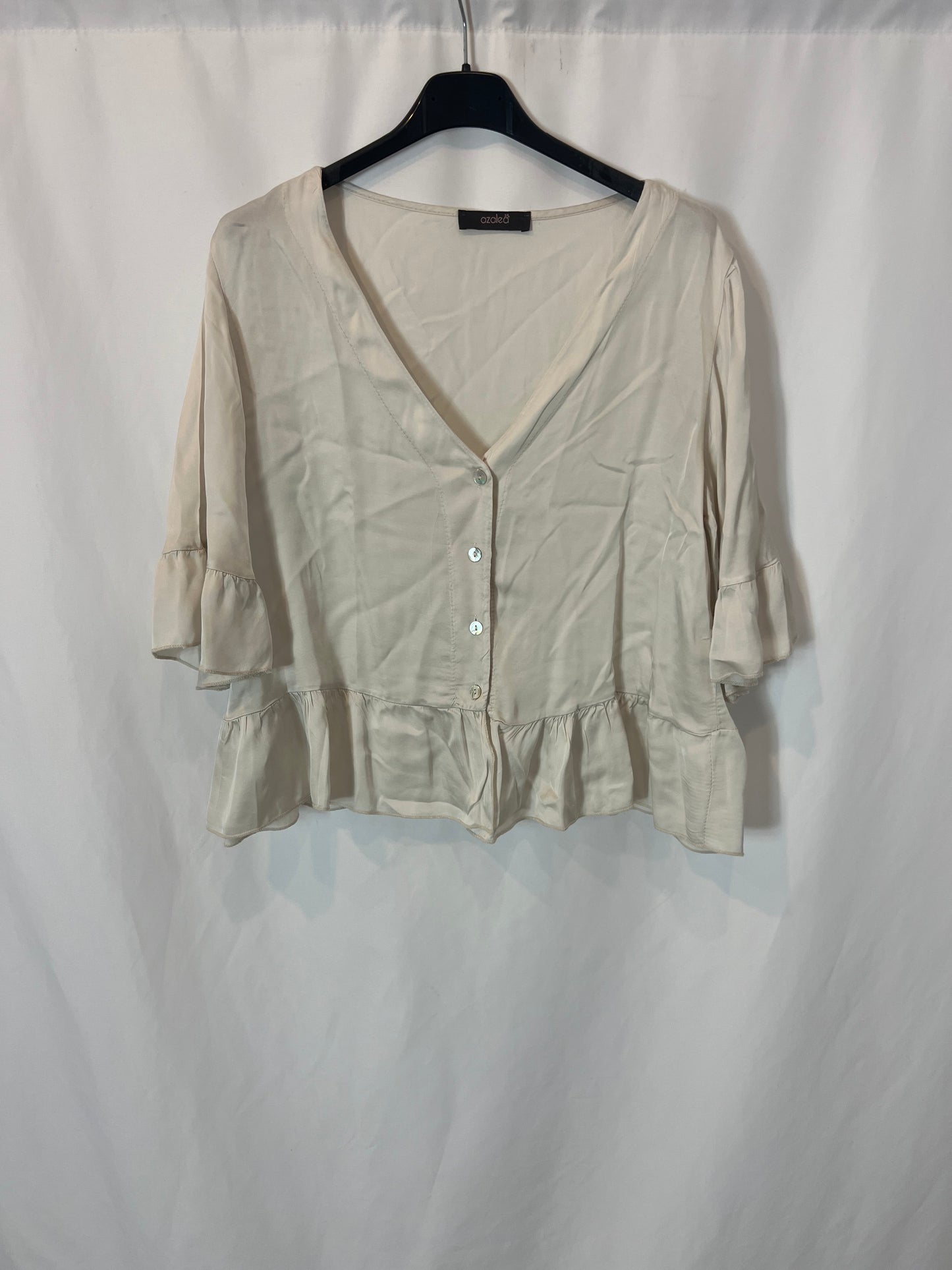 AZALEA. Flowy beige satin top. YOU (M)