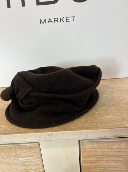 SEEBERGER. Gorro marrón fruncido