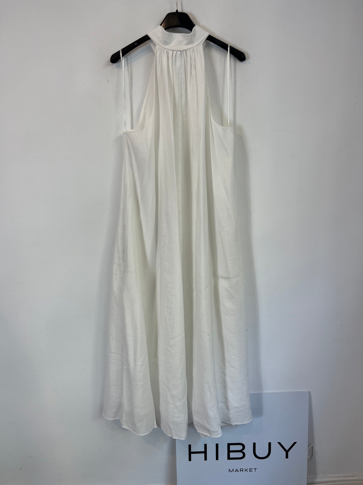 MASSIMO DUTTI. Vestido blanco fluido T.s