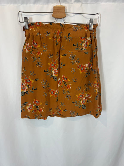 MASSIMO DUTTI. Falda mostaza flores seda T.38