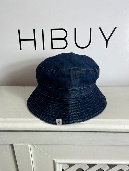 PETIT BATEAU. Dark denim bucket. T 3-6 months