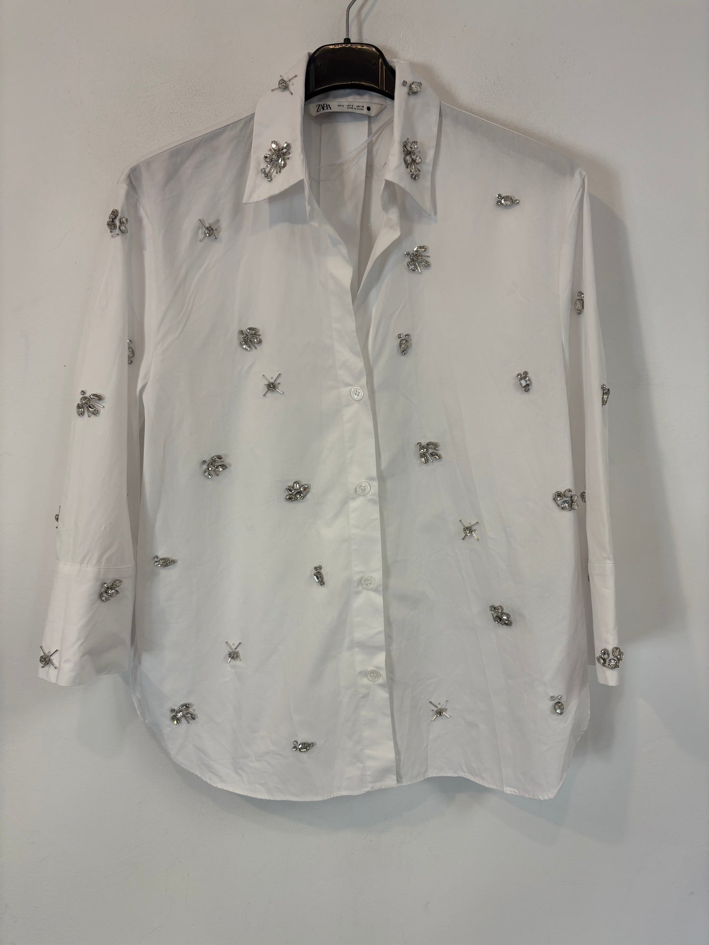 ZARA. White beaded shirt. TS