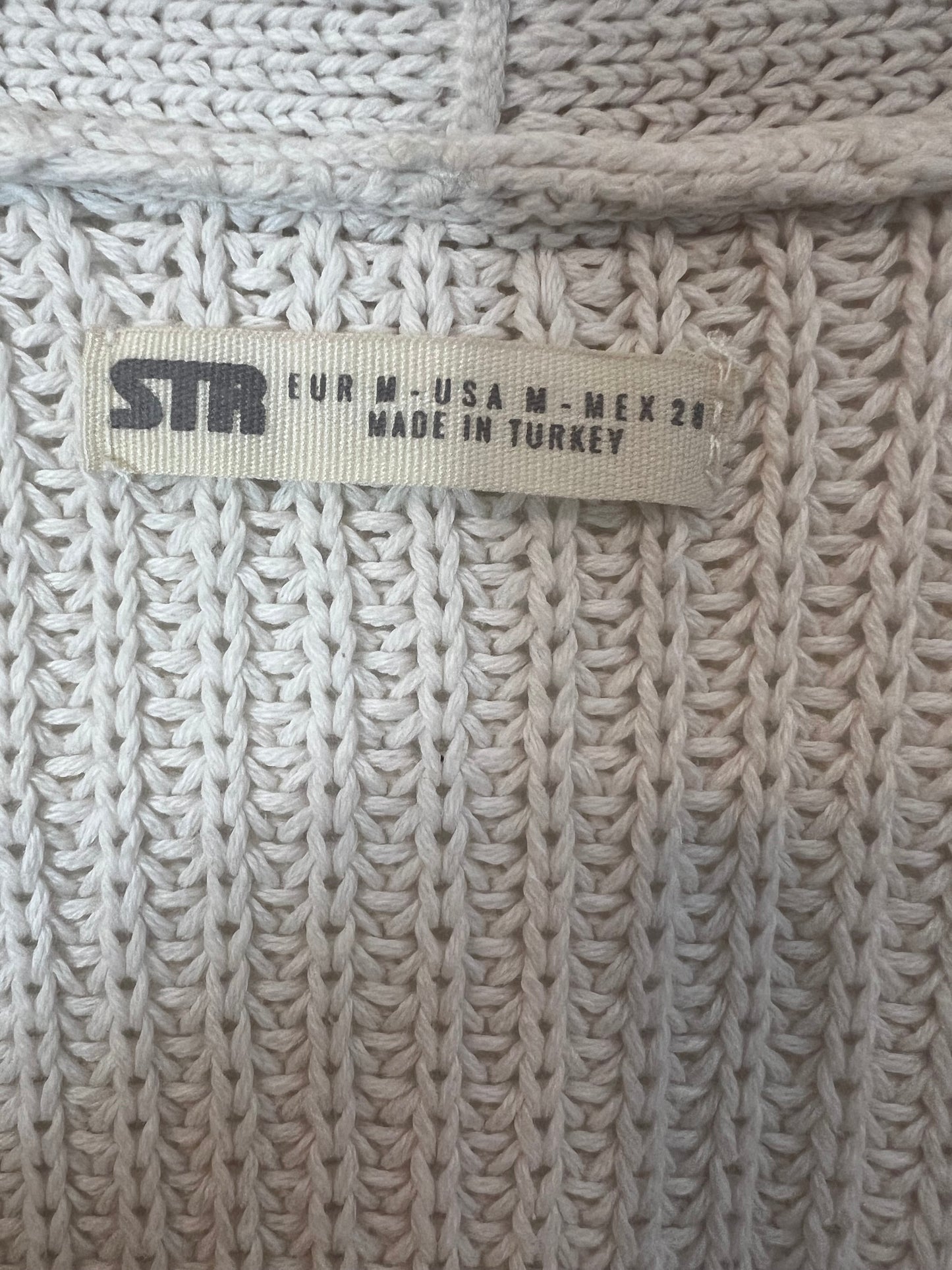 STRADIVARIUS. Chaqueta punto beige claro. T M