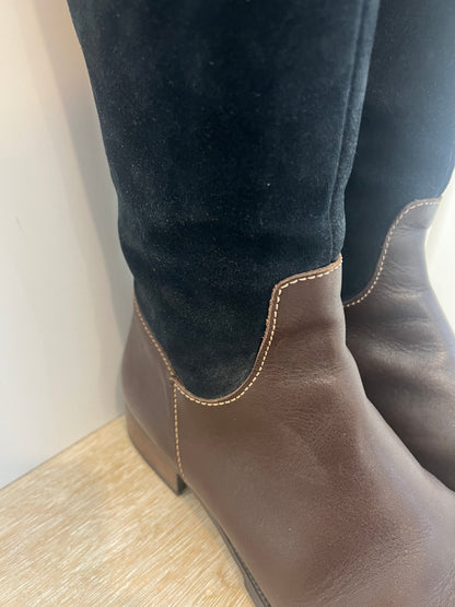 ALPE. Botas doble textura. T 40