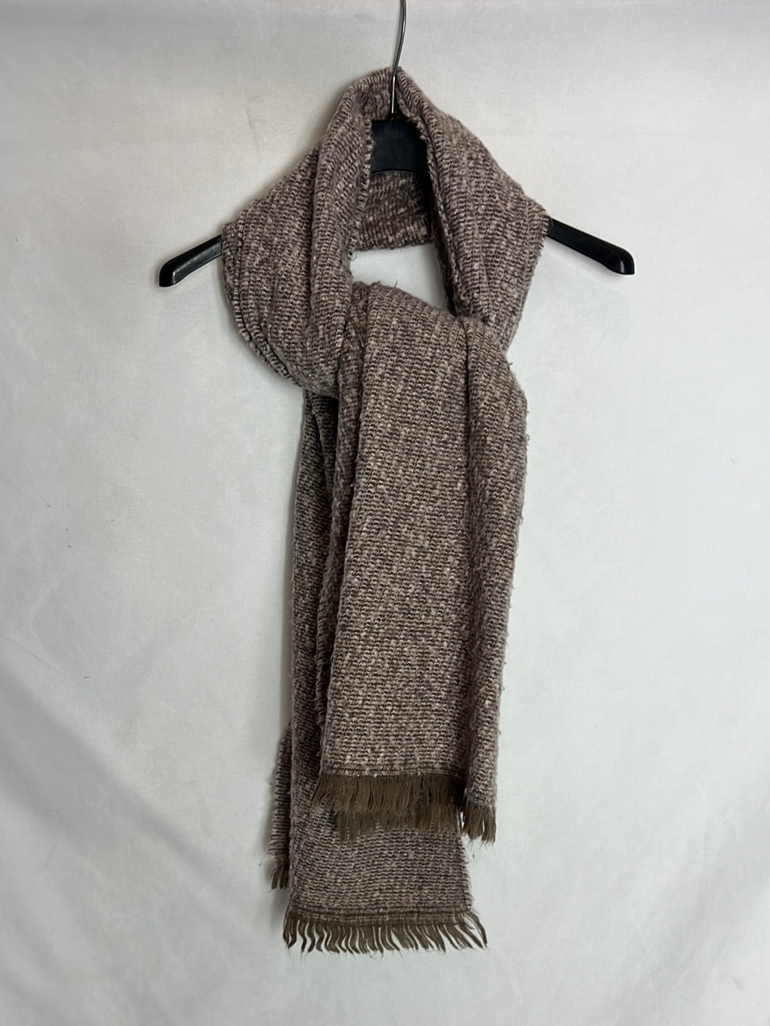 OTHERS. Brown and mauve scarf