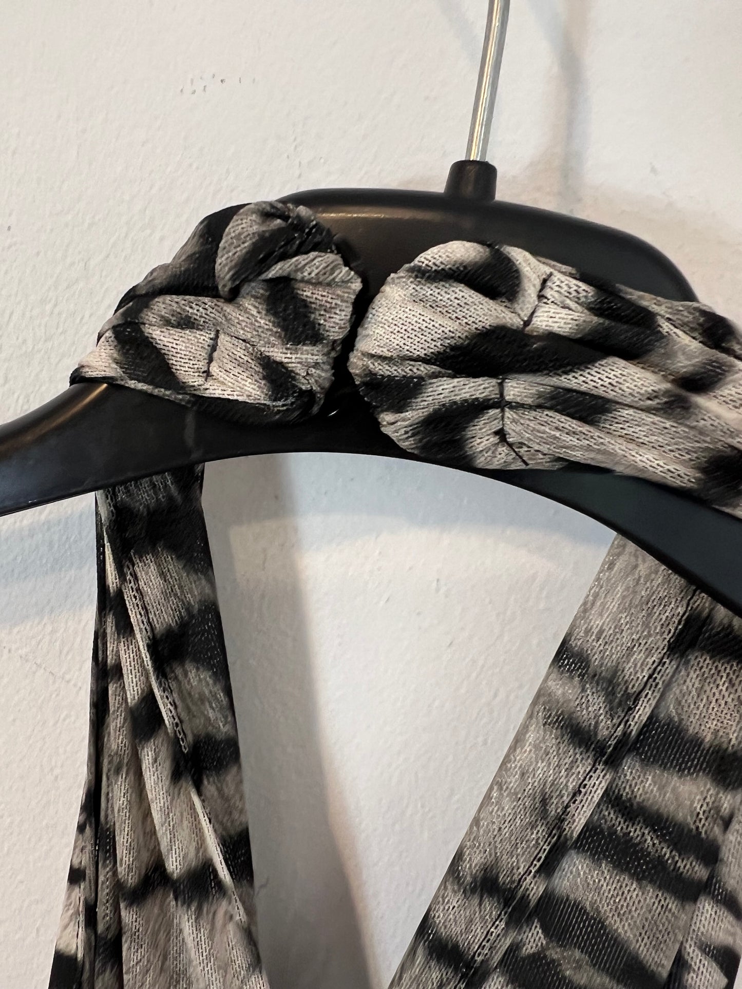 ZARA. Vestido midi tul elástico. T S