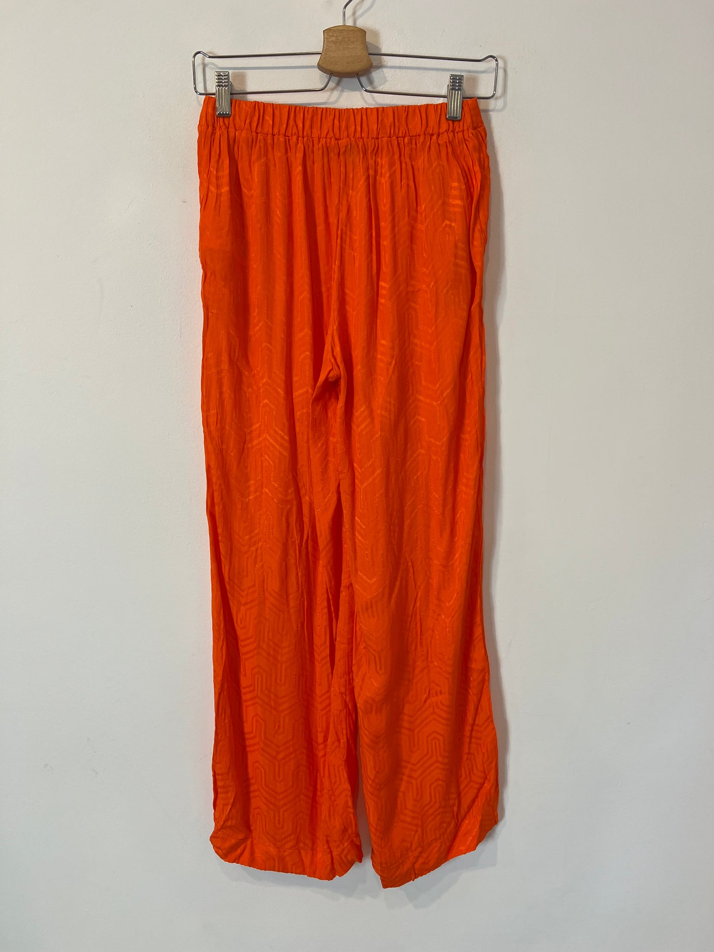 SCALPERS. Conjunto naranja estampado  T.xs/s