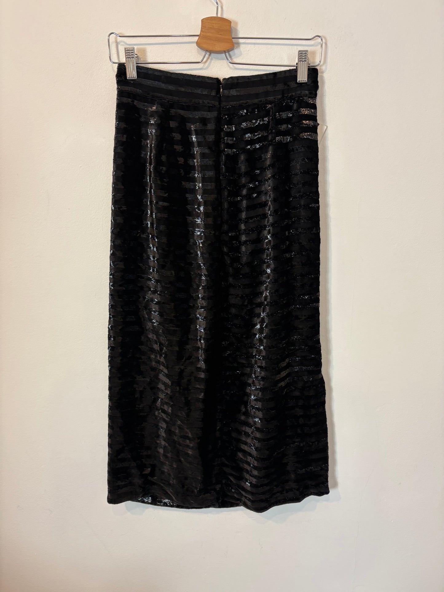 INTROPIA. Falda midi texturas