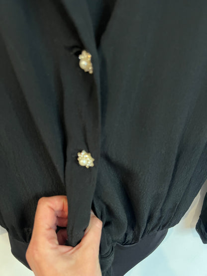 BERSHKA. Body negro botones joya. T S