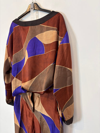 ZARA. Conjunto satinado estampado geométrico