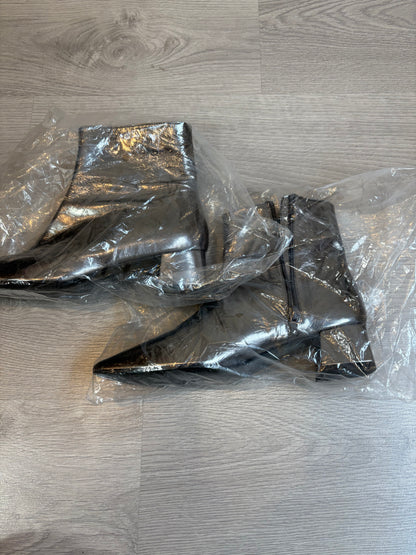 MAS 34. Botines piel plomo. T 40