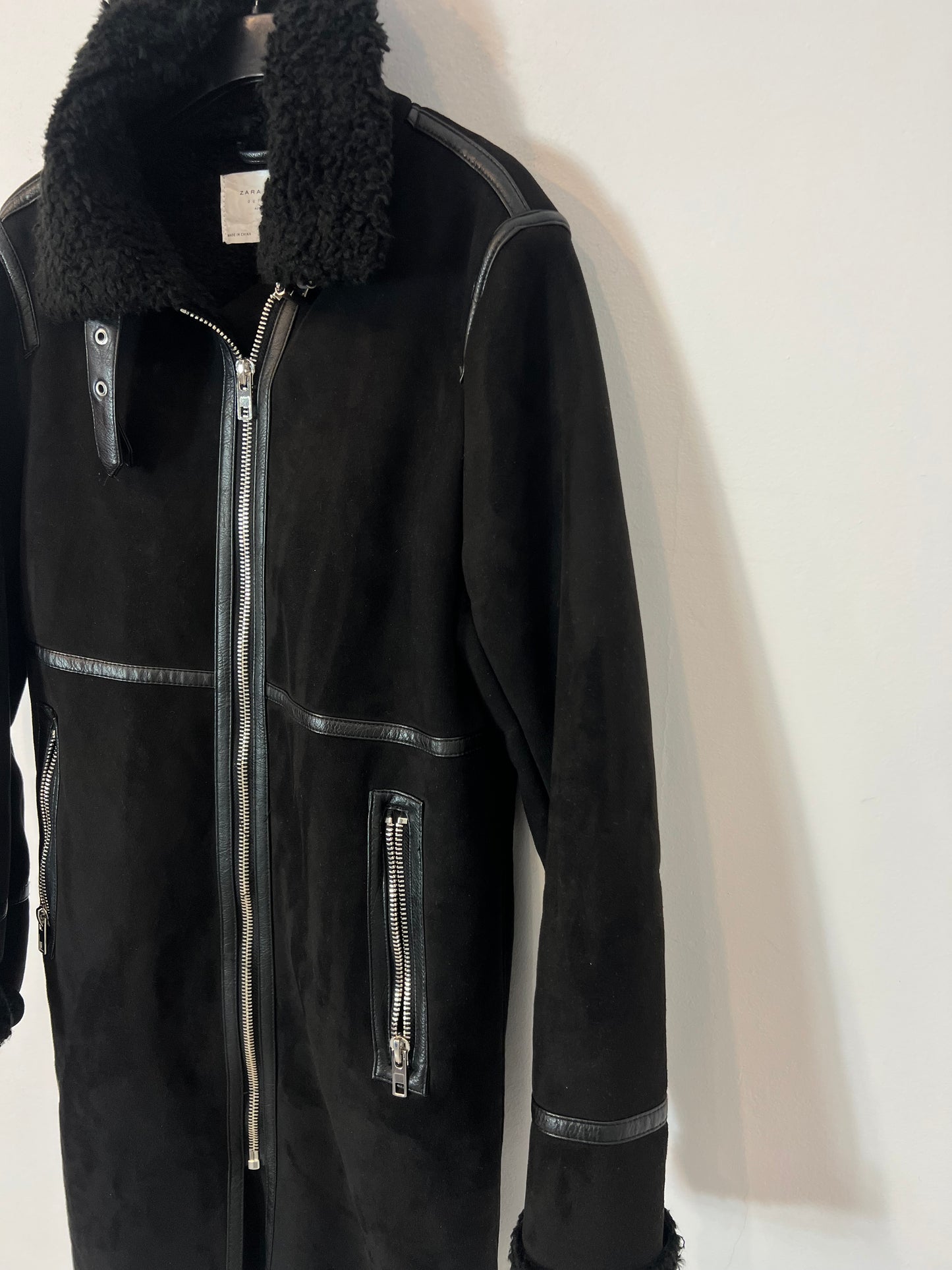 ZARA. Black double-textured coat. Size XS