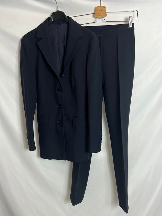 OTRAS. Total look blazer y pantalón pinzas azul. T 36