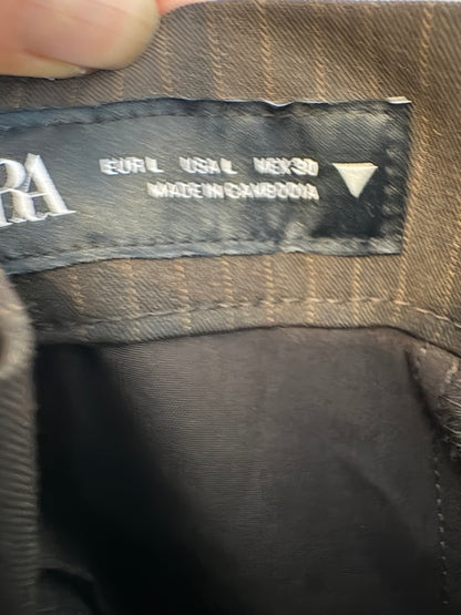 ZARA. Pantalón pinzas marrón rayas