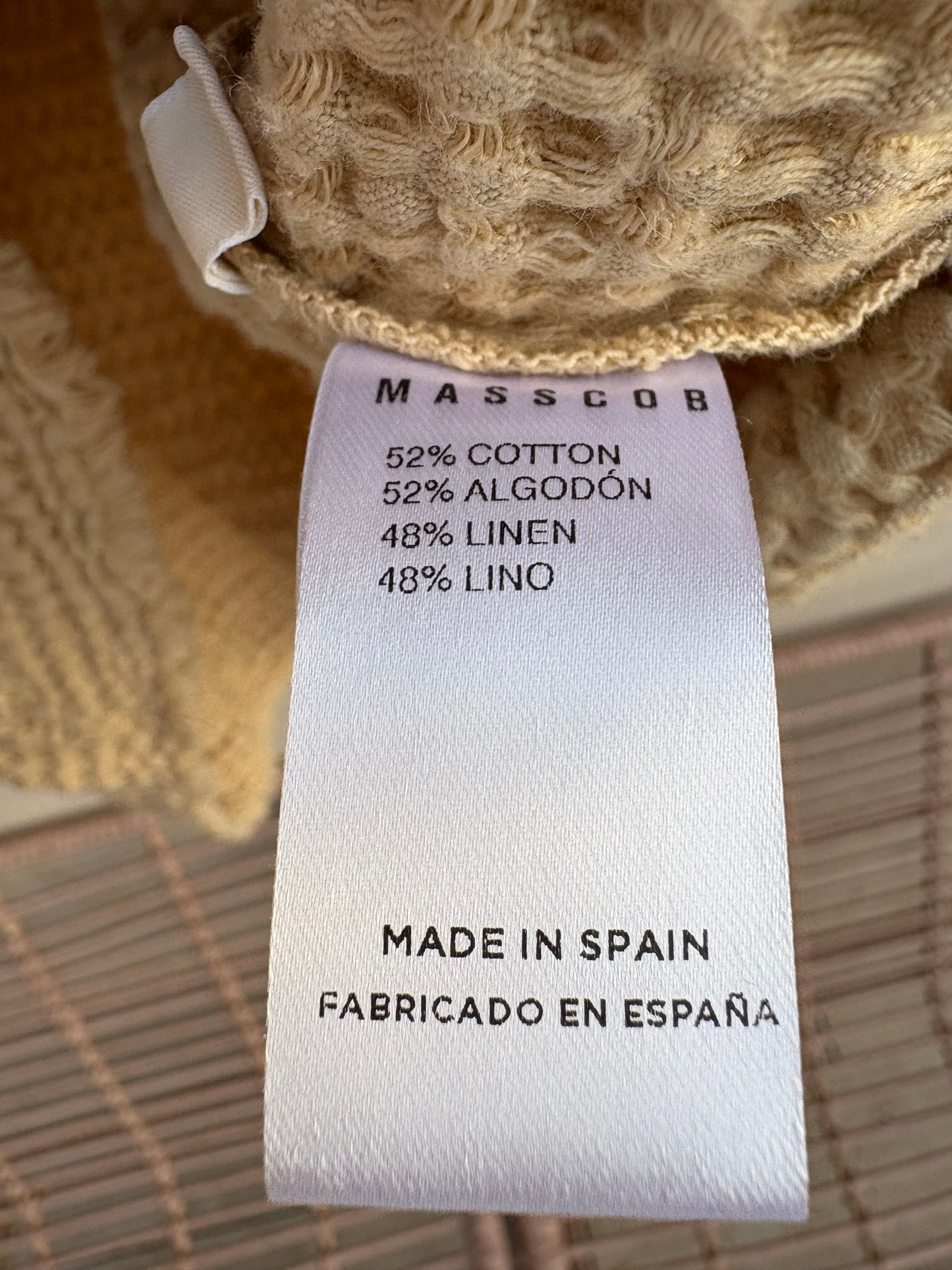 MASSCOB. Top beige algodón y lino textura