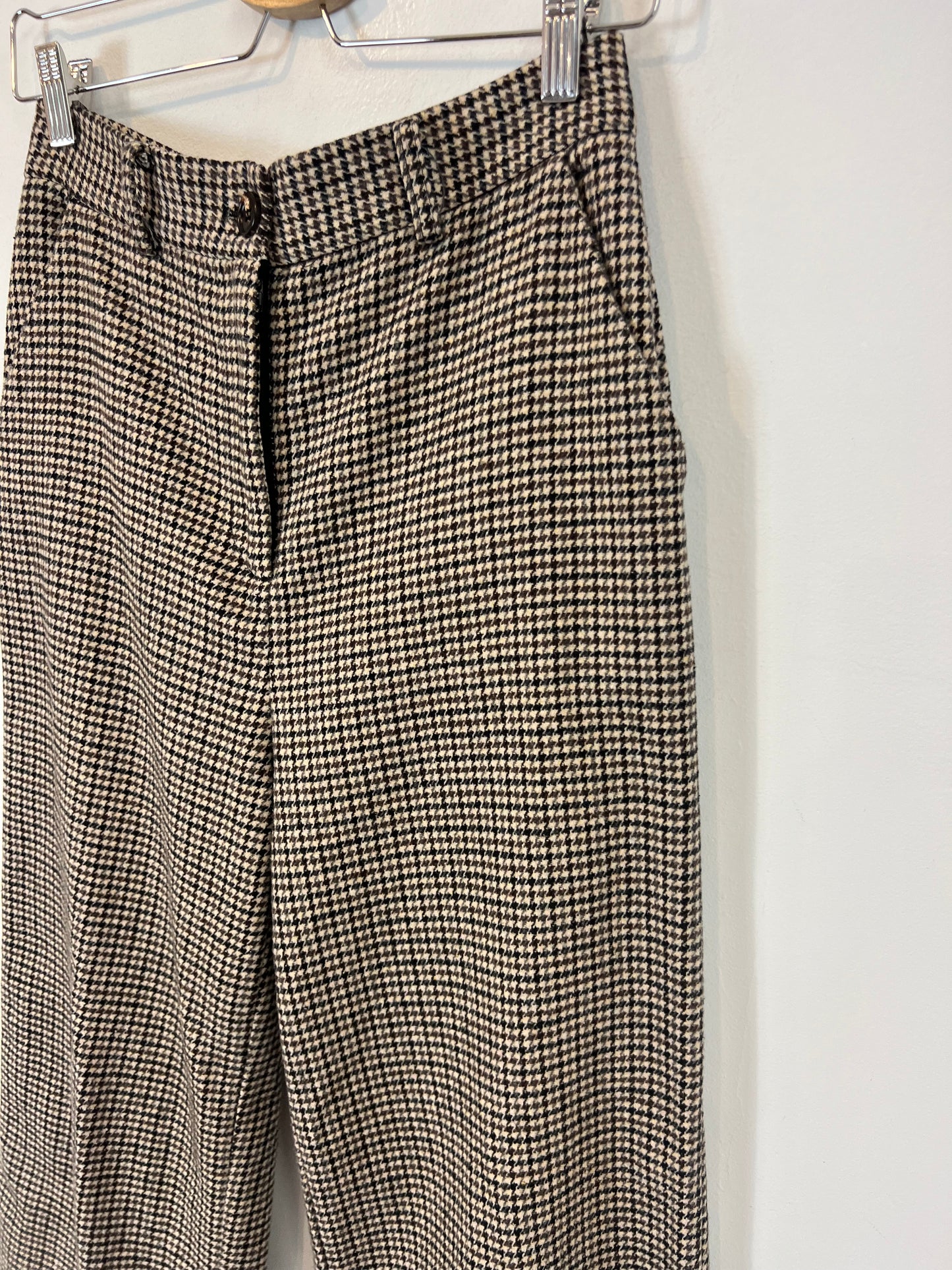 OTHERS. Brown houndstooth trousers size 36