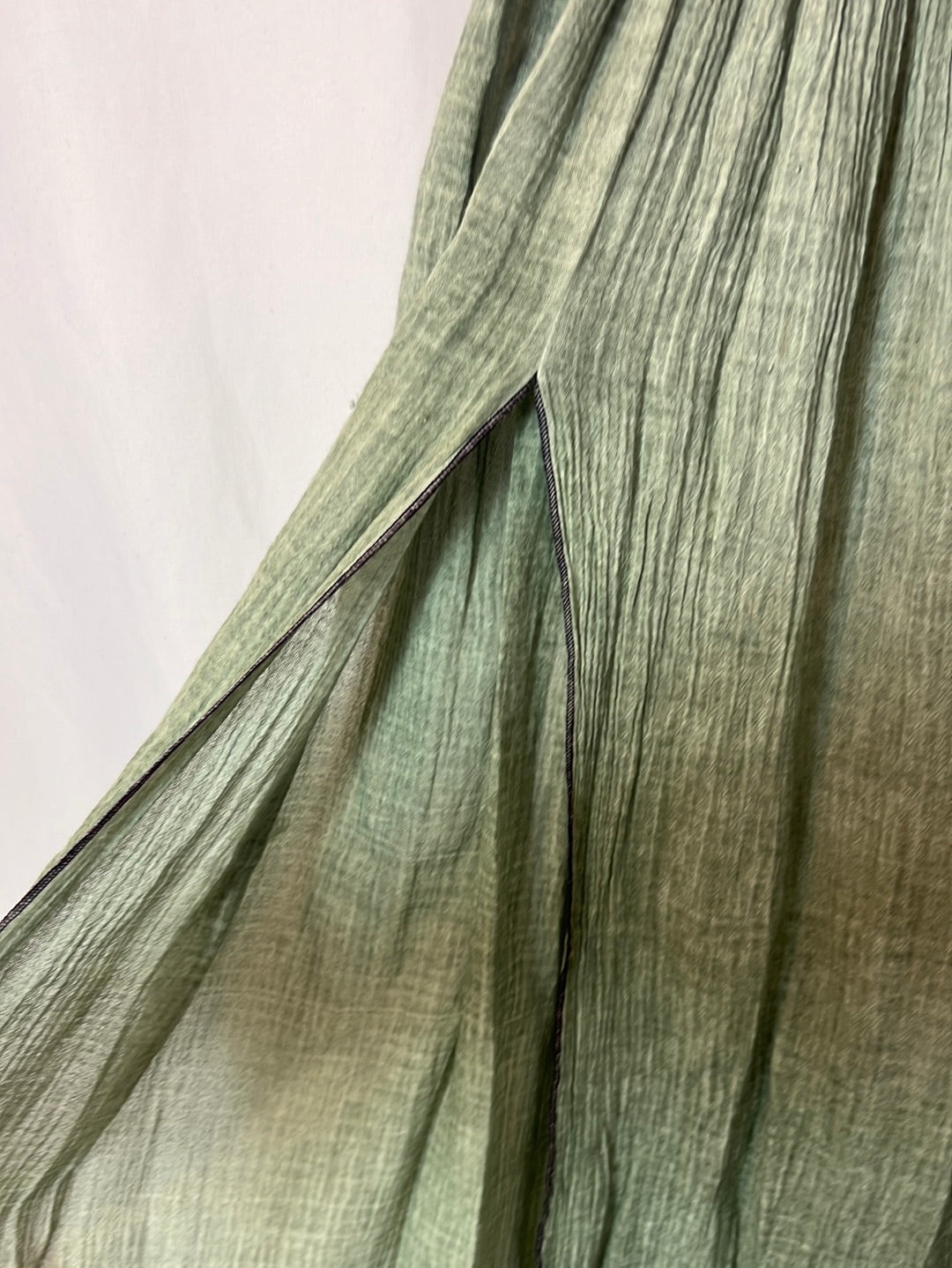 TCN. Falda larga aberturas. T M