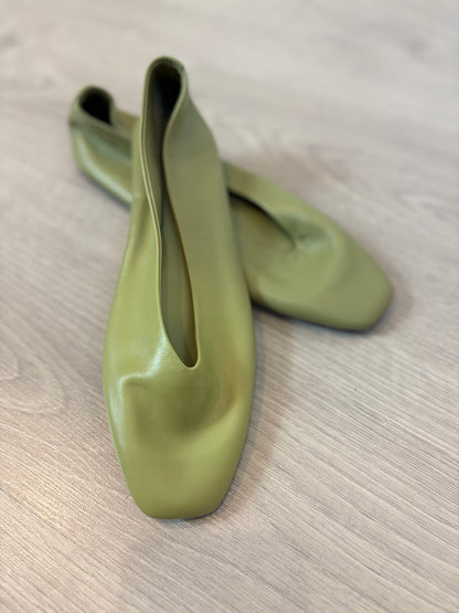 PARFOIS. Bailarinas planas verde pistacho. T 39