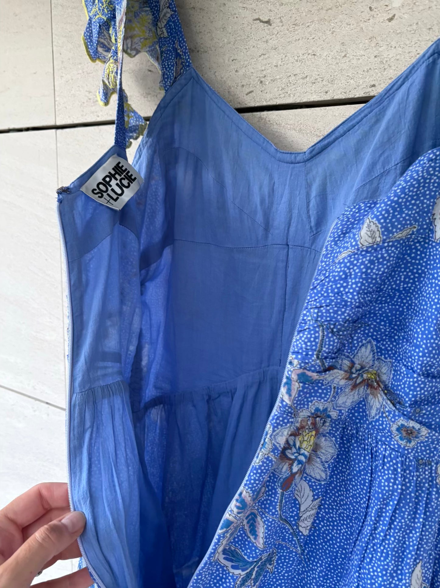 SOPHIE+LUCIE. Vestido largo azul estampado