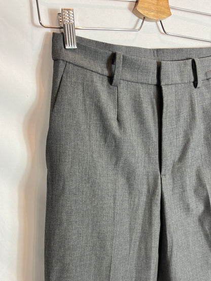 UNIQLO. Pantalón gris de vestir T.xs