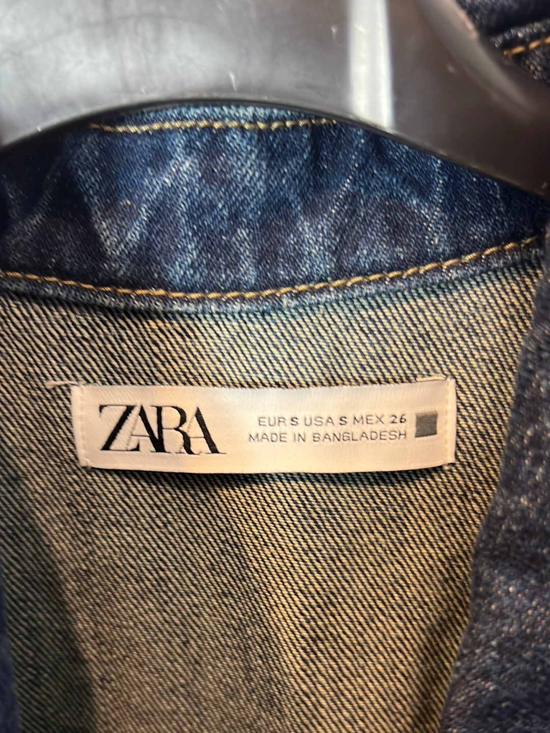 ZARA. Mono denim oscuro T.s