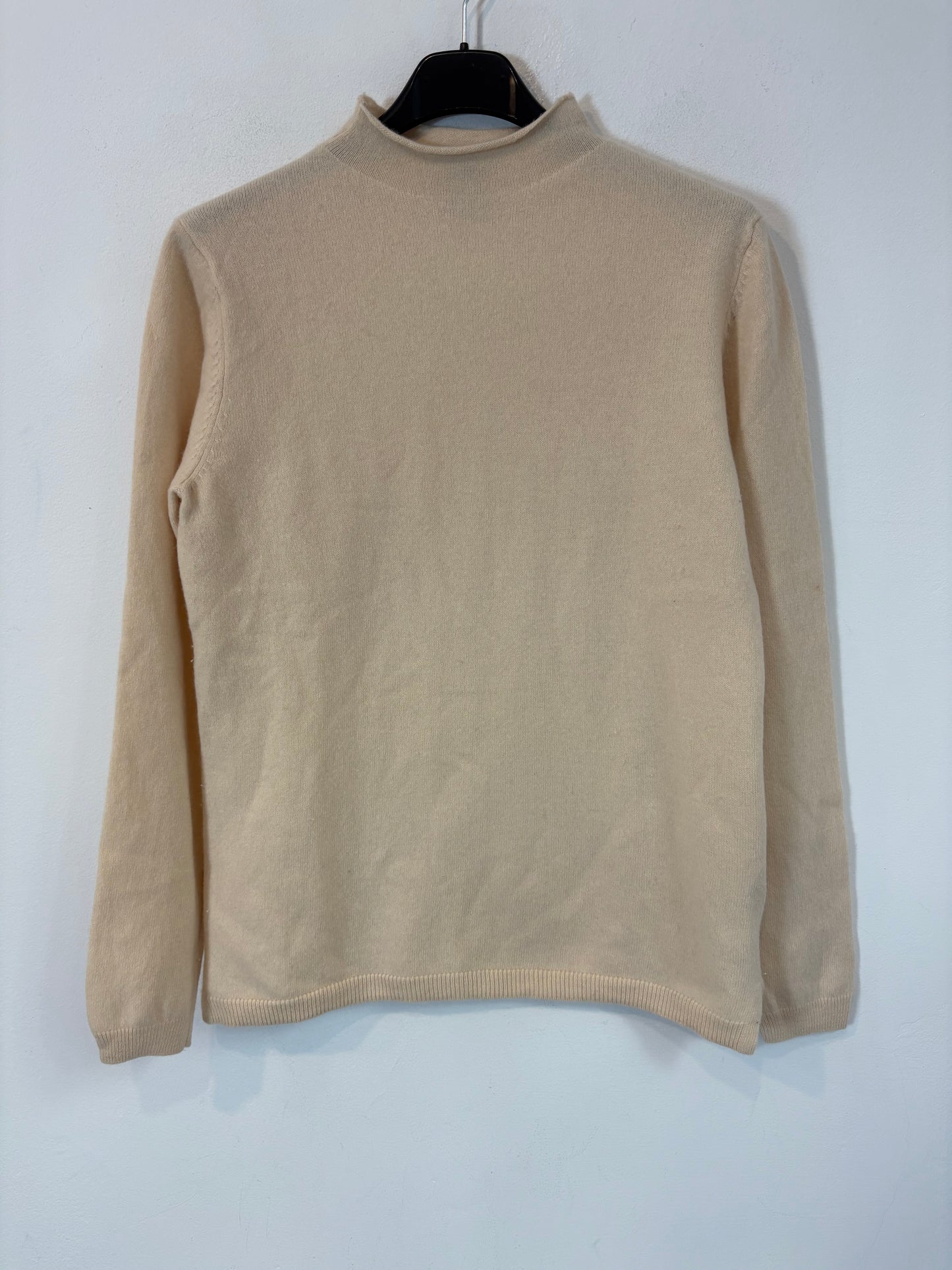 ZARA. Black stretch knit top. TL